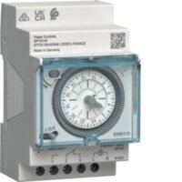 Hager Schaltuhr EHN110 ohne Gangreserve Tagesuhr 1W 16A